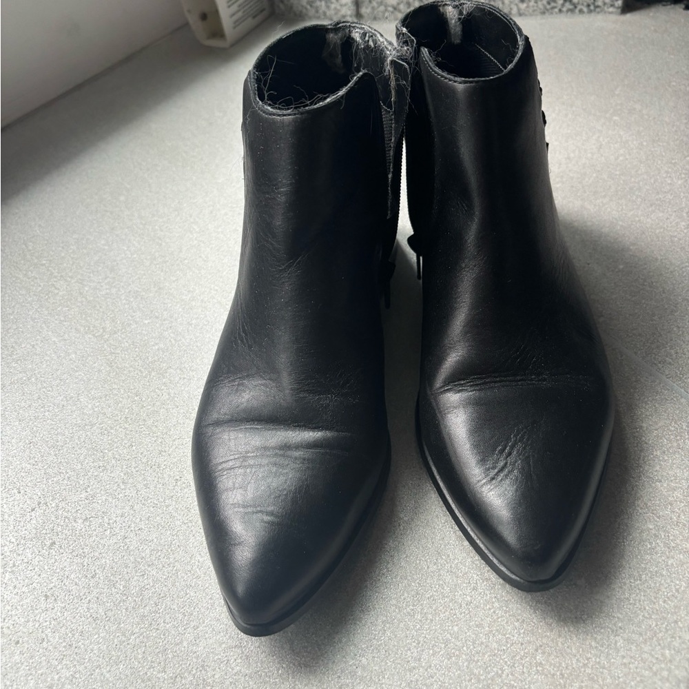 Size black boots - Picture 2 of 3